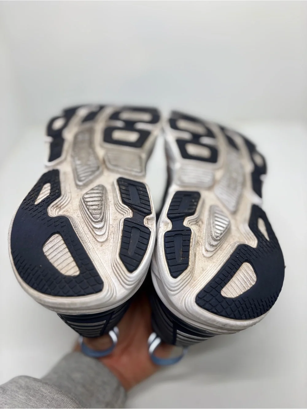 HOKA One One Bondi 6 Women’s 9.5 Wide D Navy Peach Running Shoes 1019270 MIDP